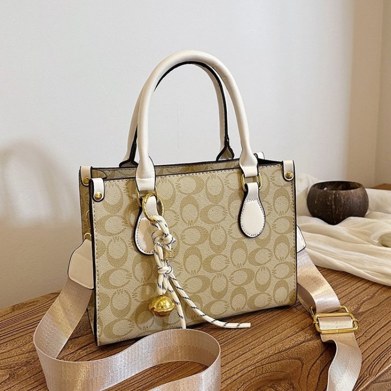 Luxury Bags Must Have - Luxe must-have tote designer luiertas voor