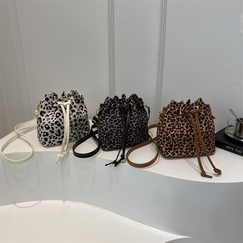 Trendy PU lederen schoudertass - Luxury Tote Bags With Zipper recensie en prijs